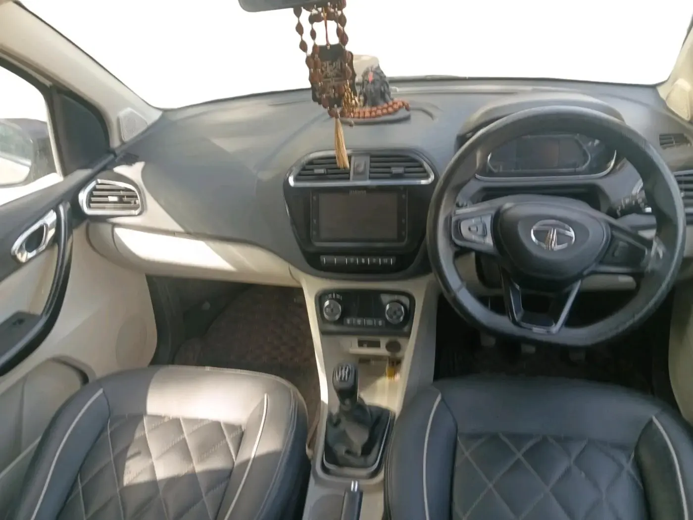 2022 Tata TIGOR XZ PLUS CNG, CNG, Manual, 63,882 km, interior