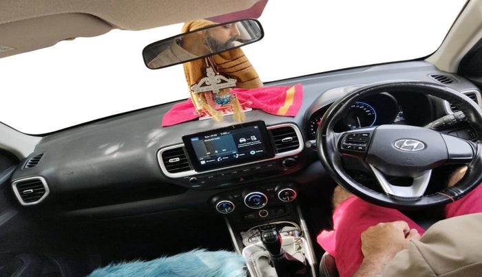 2022 Hyundai VENUE S+ 1.2, Petrol, Manual, 36,644 km, interior