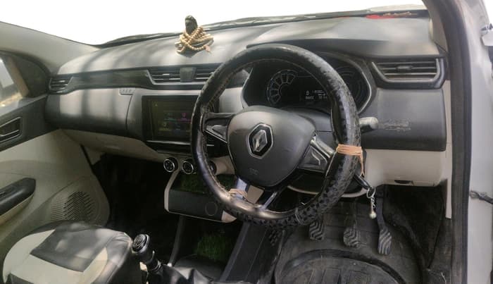 2019 Renault TRIBER RXT, Petrol, Manual, 1,18,380 km, interior