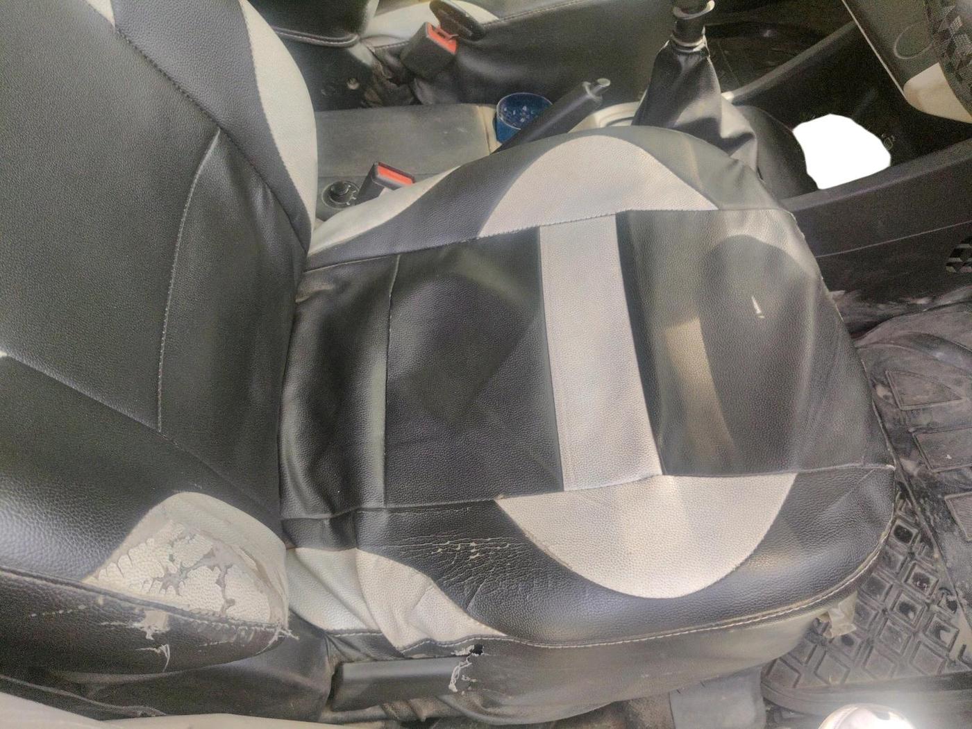 2019 Renault TRIBER RXT, Petrol, Manual, 1,18,380 km, interior