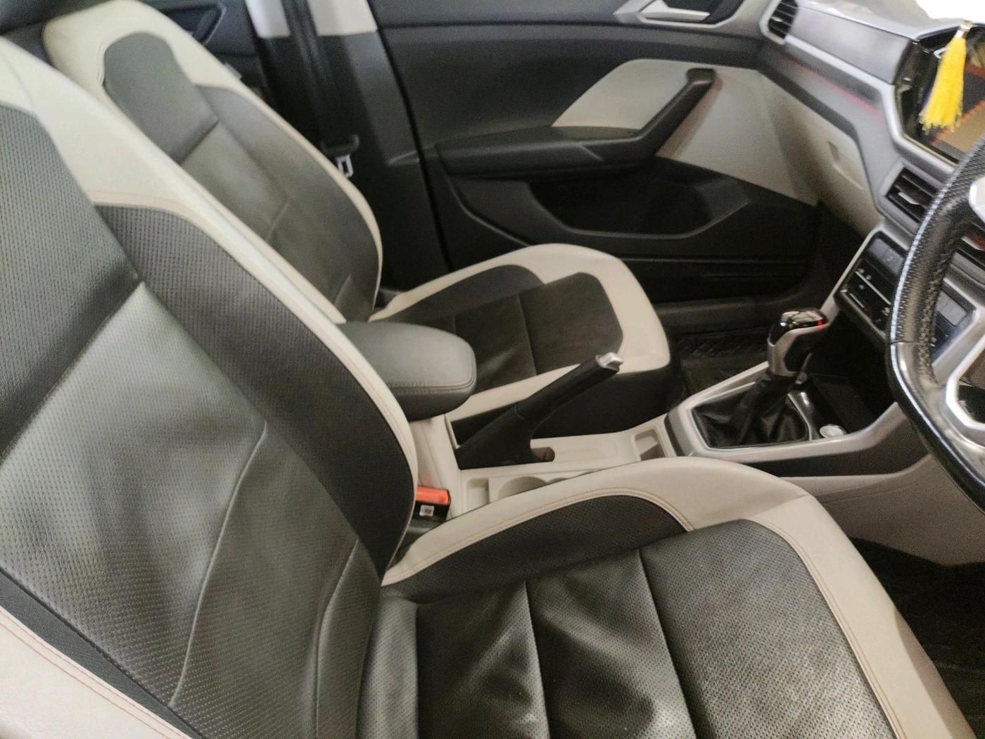 2023 Volkswagen TAIGUN GT PLUS 1.5 TSI DSG, Petrol, Automatic, 1,54,810 km, interior