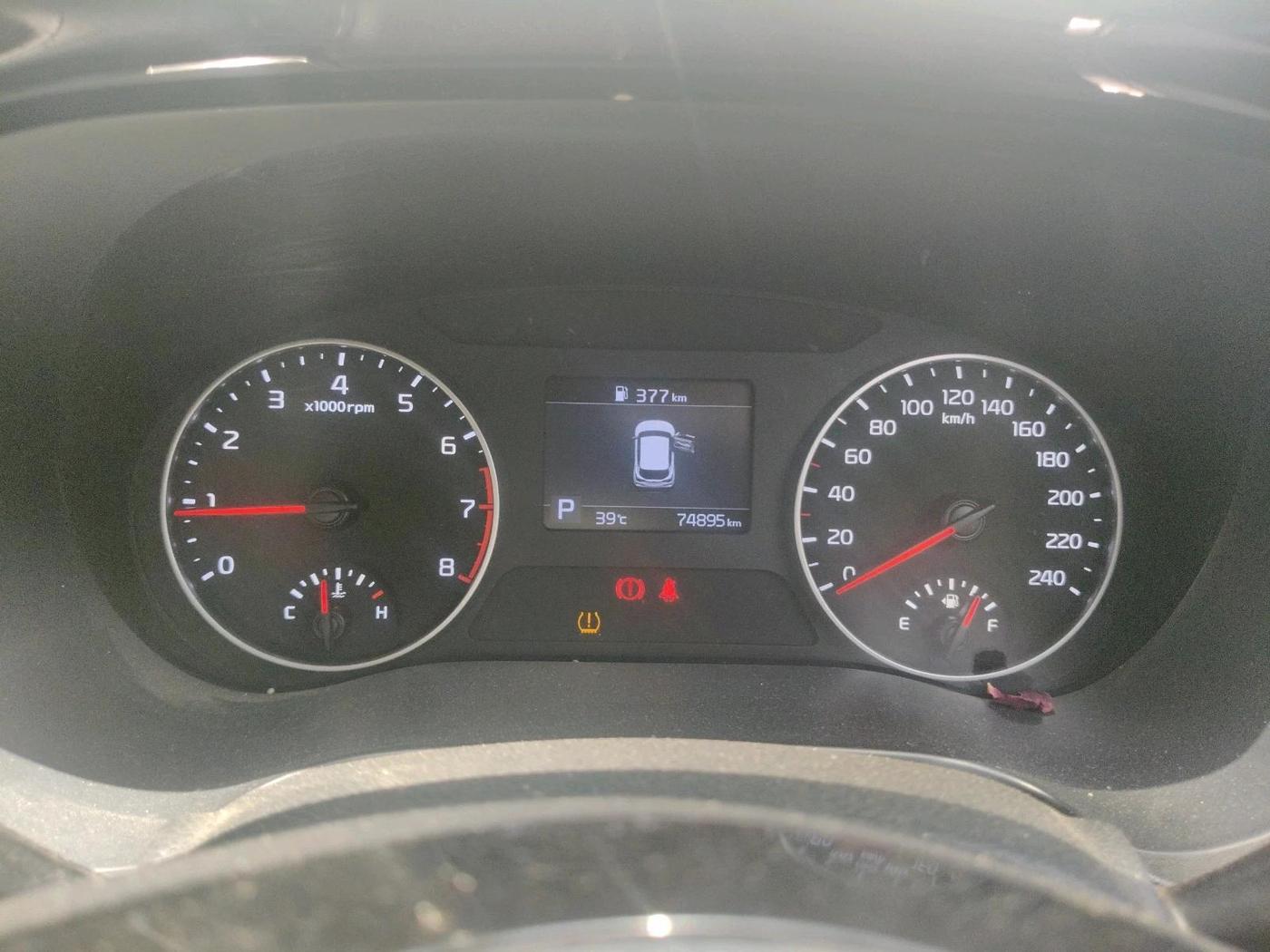 2022 KIA SELTOS HTX IVT 1.5 PETROL, Petrol, Automatic, 74,895 km, interior