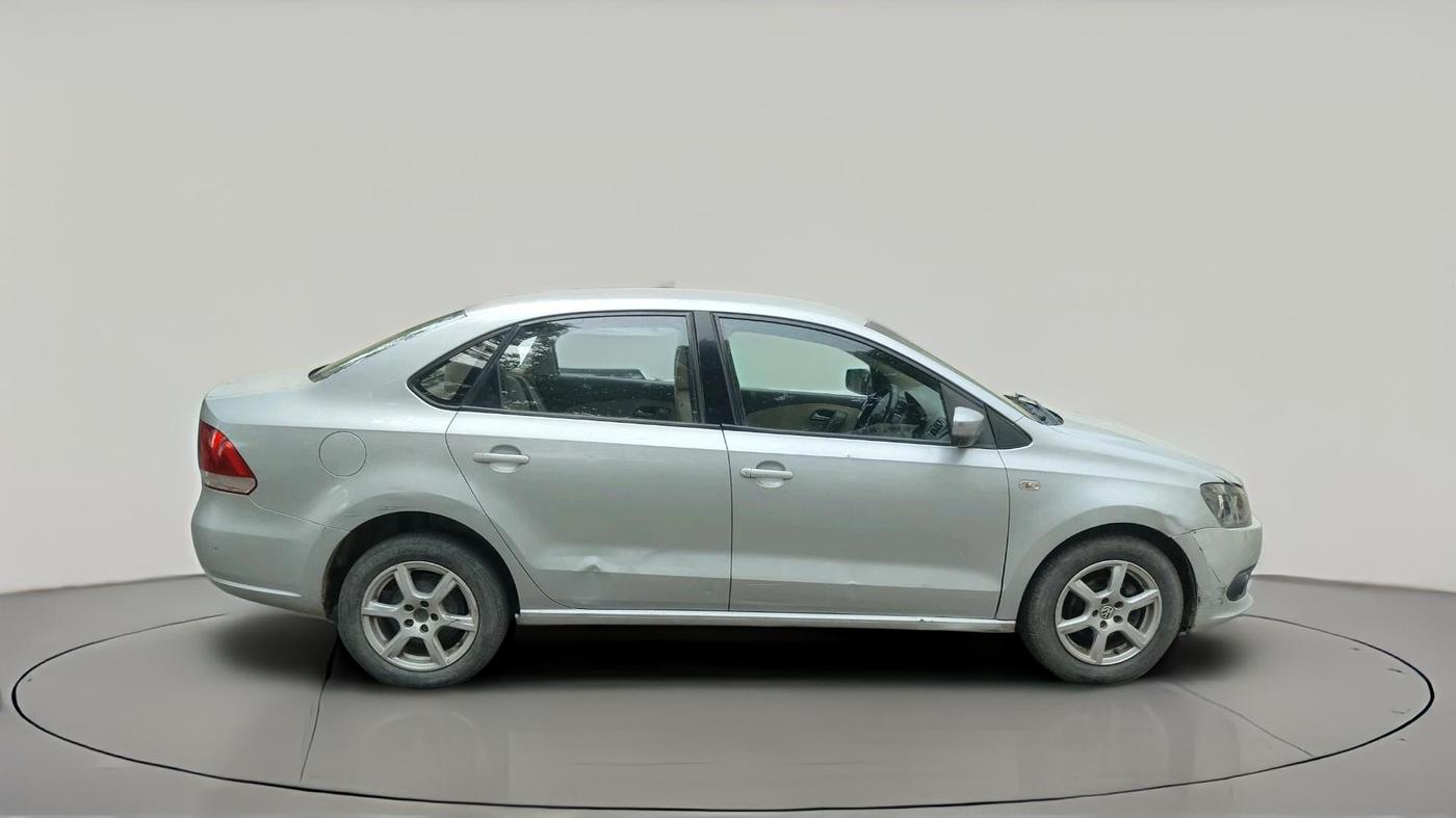 2013 Volkswagen Vento TRENDLINE DIESEL 1.6, Diesel, Manual, 2,11,375 km, exterior