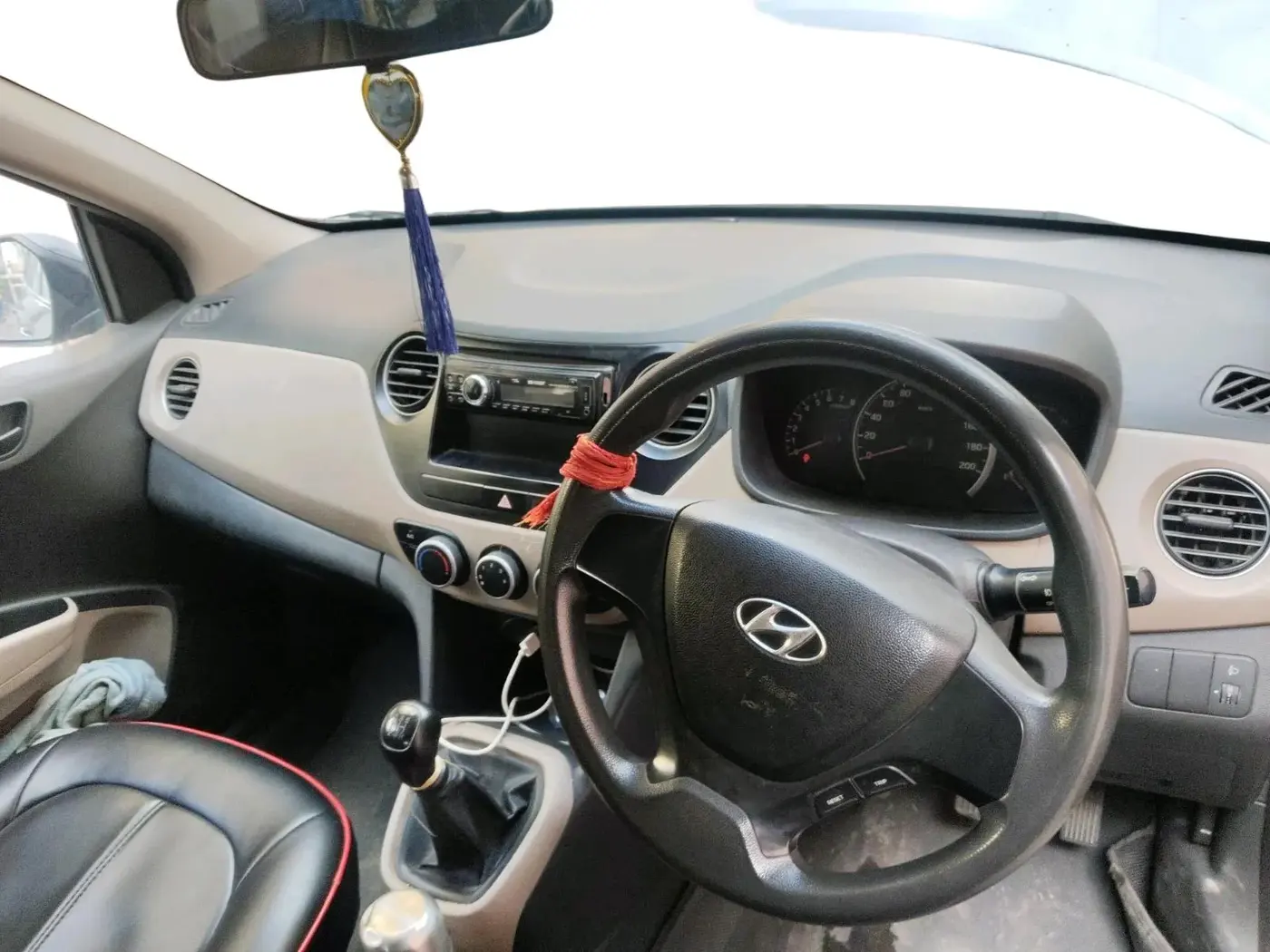2015 Hyundai Grand i10 MAGNA 1.2 KAPPA VTVT, Petrol, Manual, 89,654 km, interior