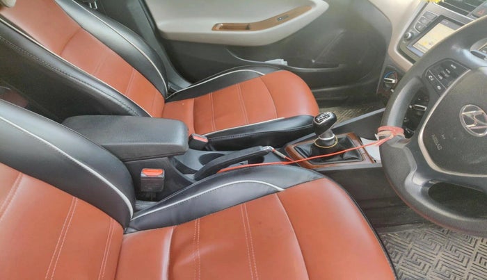 2019 Hyundai Elite i20 SPORTZ PLUS 1.4 CRDI, Diesel, Manual, 1,28,203 km, interior