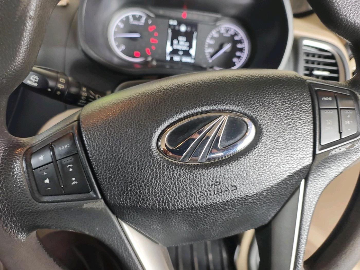 2022 Mahindra BOLERO NEO N10 R, Diesel, Manual, 96,997 km, interior
