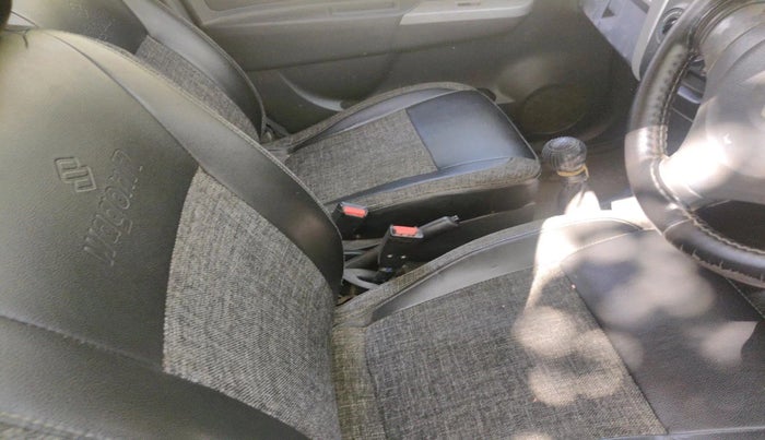 2011 Maruti Wagon R 1.0 LXI CNG, CNG, Manual, 97,316 km, interior