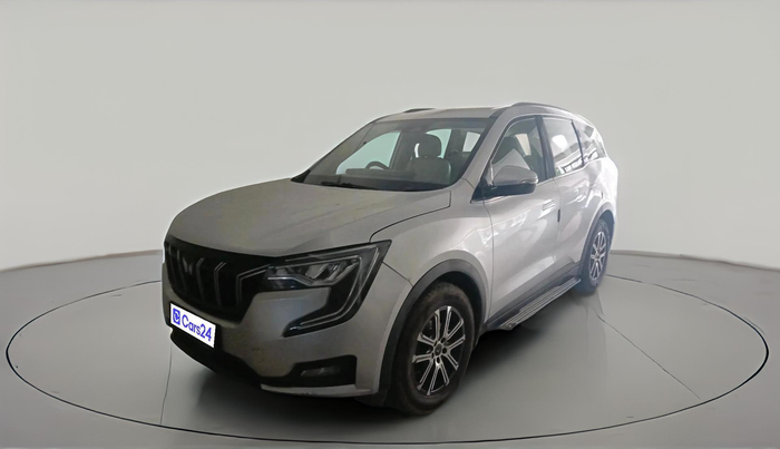 2022 Mahindra XUV700 AX 7 P AT 7 STR, Petrol, Automatic, 80,789 km, exterior