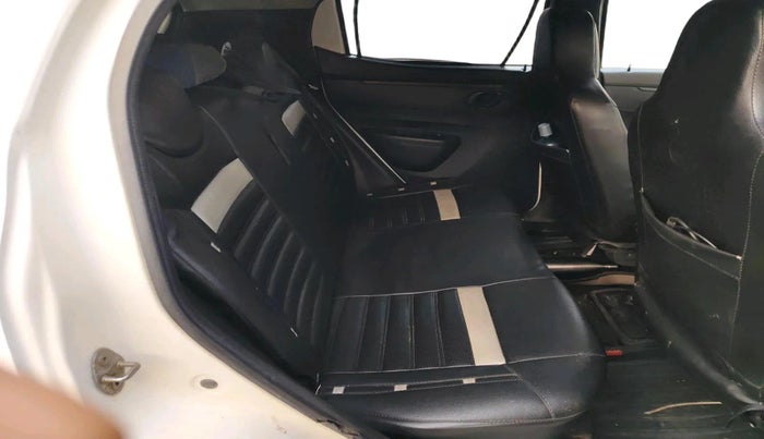 2020 Renault Kwid RXT 1.0 (O), Petrol, Manual, 80,694 km, interior