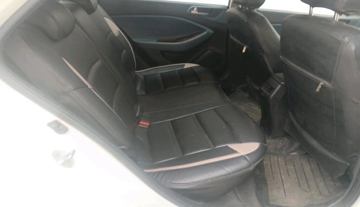 2015 Hyundai i20 Active 1.4 SX, Diesel, Manual, 1,94,346 km, interior