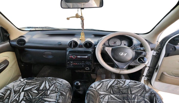 2013 Hyundai Santro Xing GL PLUS, CNG, Manual, 1,40,090 km, interior