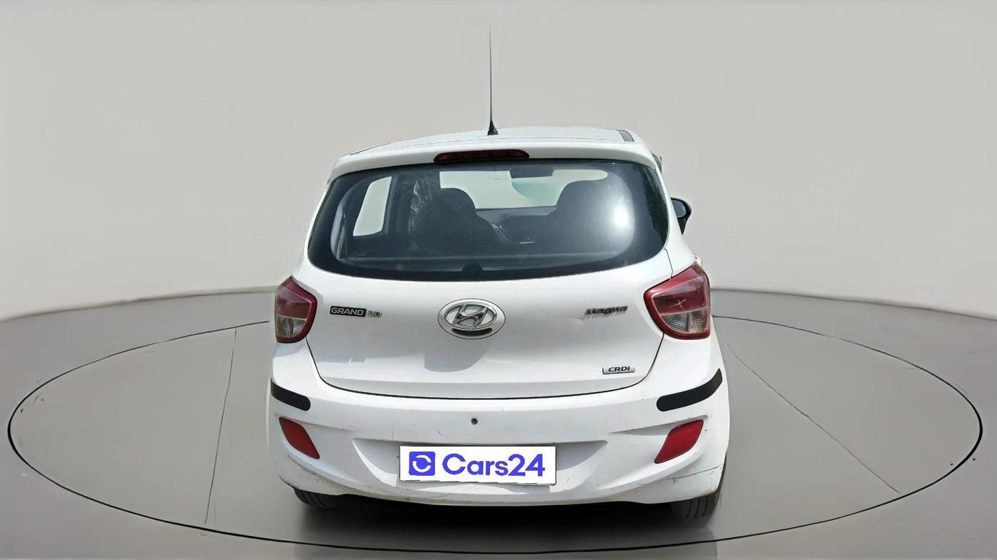 2015 Hyundai Grand i10 MAGNA 1.1 CRDI, Diesel, Manual, 1,05,757 km, exterior