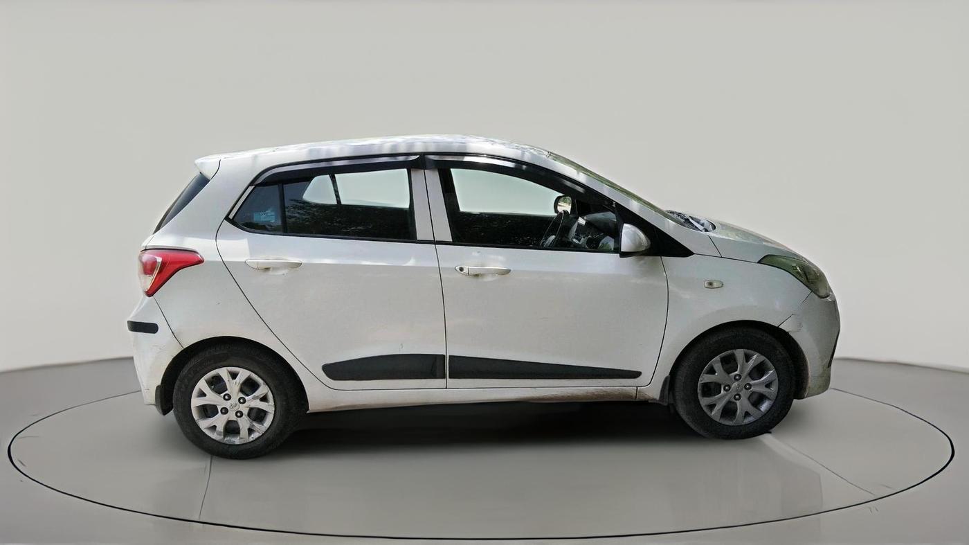 2015 Hyundai Grand i10 MAGNA 1.1 CRDI, Diesel, Manual, 1,05,757 km, exterior