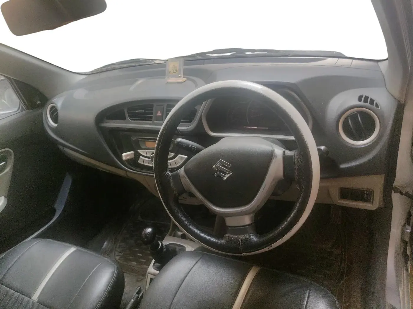 2015 Maruti Alto K10 VXI, Petrol, Manual, 95,941 km, interior