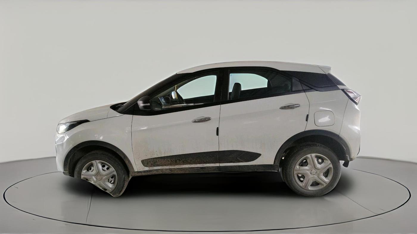 2023 Tata NEXON XE PETROL, Petrol, Manual, 41,649 km, exterior