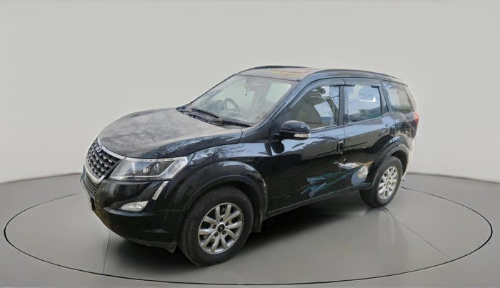 2020 Mahindra XUV500 W9, Diesel, Manual, 1,40,104 km, exterior