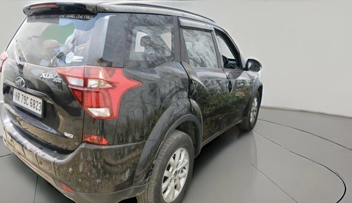 2020 Mahindra XUV500 W9, Diesel, Manual, 1,40,104 km, exterior