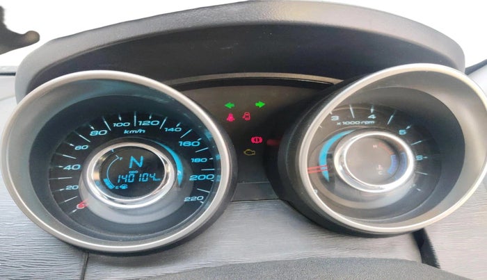 2020 Mahindra XUV500 W9, Diesel, Manual, 1,40,104 km, interior