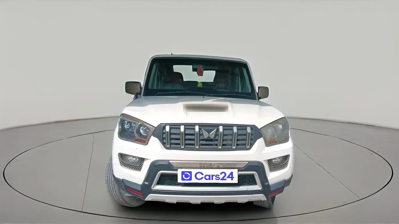 2016 Mahindra Scorpio S4 PLUS, Diesel, Manual, 93,776 km, exterior