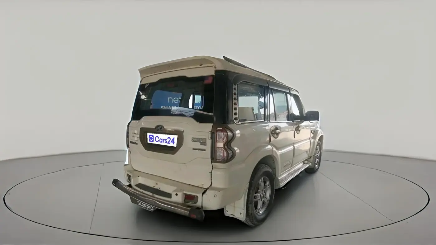 2016 Mahindra Scorpio S4 PLUS, Diesel, Manual, 93,776 km, exterior