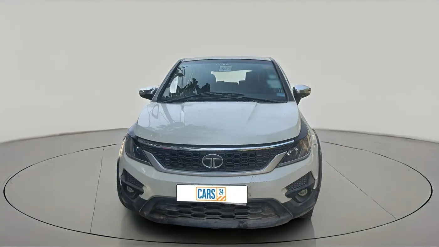2018 Tata Hexa XE 4X2 7 STR, Diesel, Manual, 69,700 km, exterior