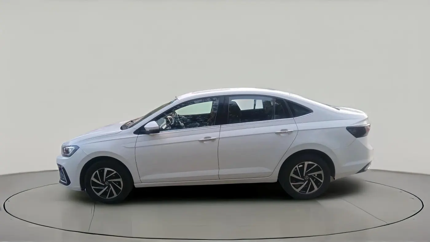 2023 Volkswagen VIRTUS TOPLINE TSI 1.0 AT, Petrol, Automatic, 32,540 km, exterior