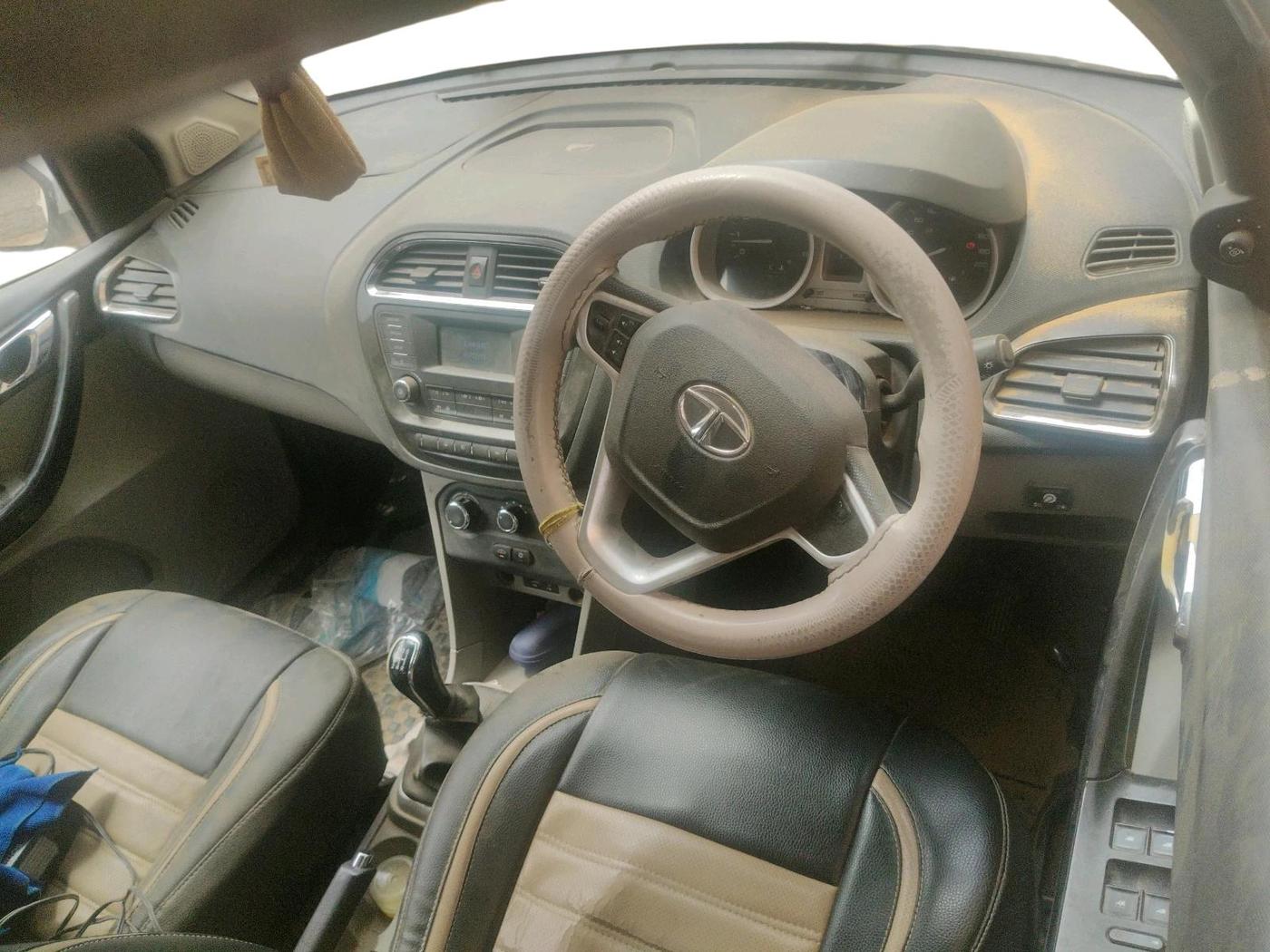 2017 Tata Tiago XZ PETROL, CNG, Manual, 2,20,729 km, interior
