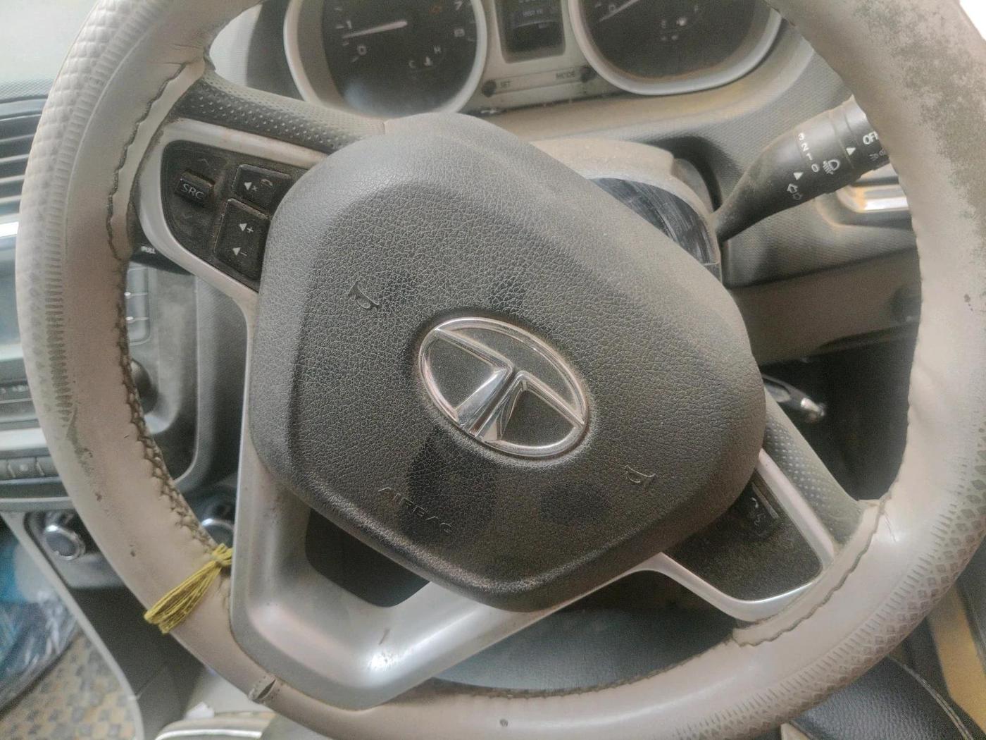 2017 Tata Tiago XZ PETROL, CNG, Manual, 2,20,729 km, interior