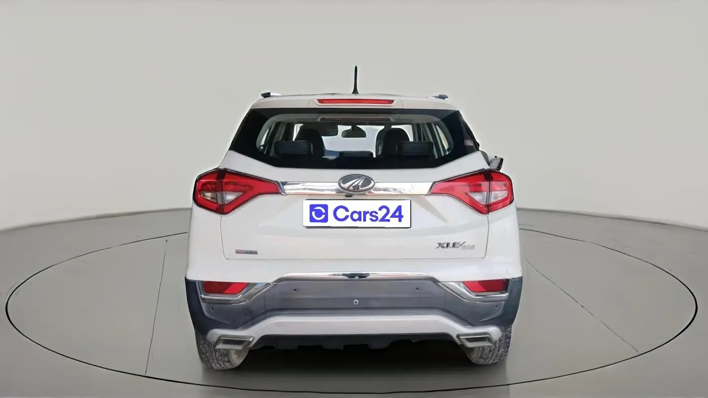 2021 Mahindra XUV300 W6 1.5 DIESEL AMT, Diesel, Automatic, 64,758 km, exterior