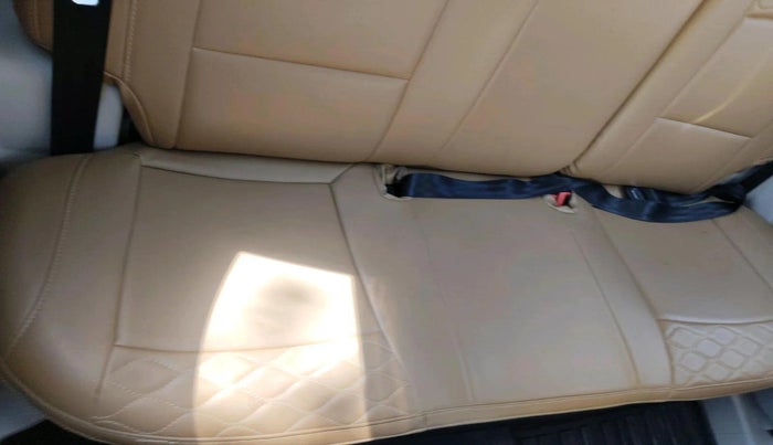 2021 Mahindra XUV300 W6 1.5 DIESEL AMT, Diesel, Automatic, 64,758 km, interior