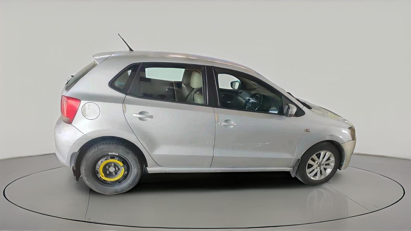 2013 Volkswagen Polo COMFORTLINE 1.2L, Diesel, Manual, 2,30,255 km, exterior