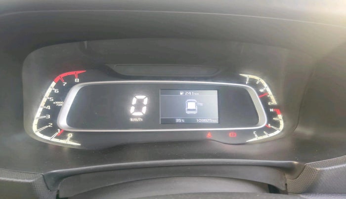 2021 KIA SONET HTK 1.2, Petrol, Manual, 1,03,825 km, interior