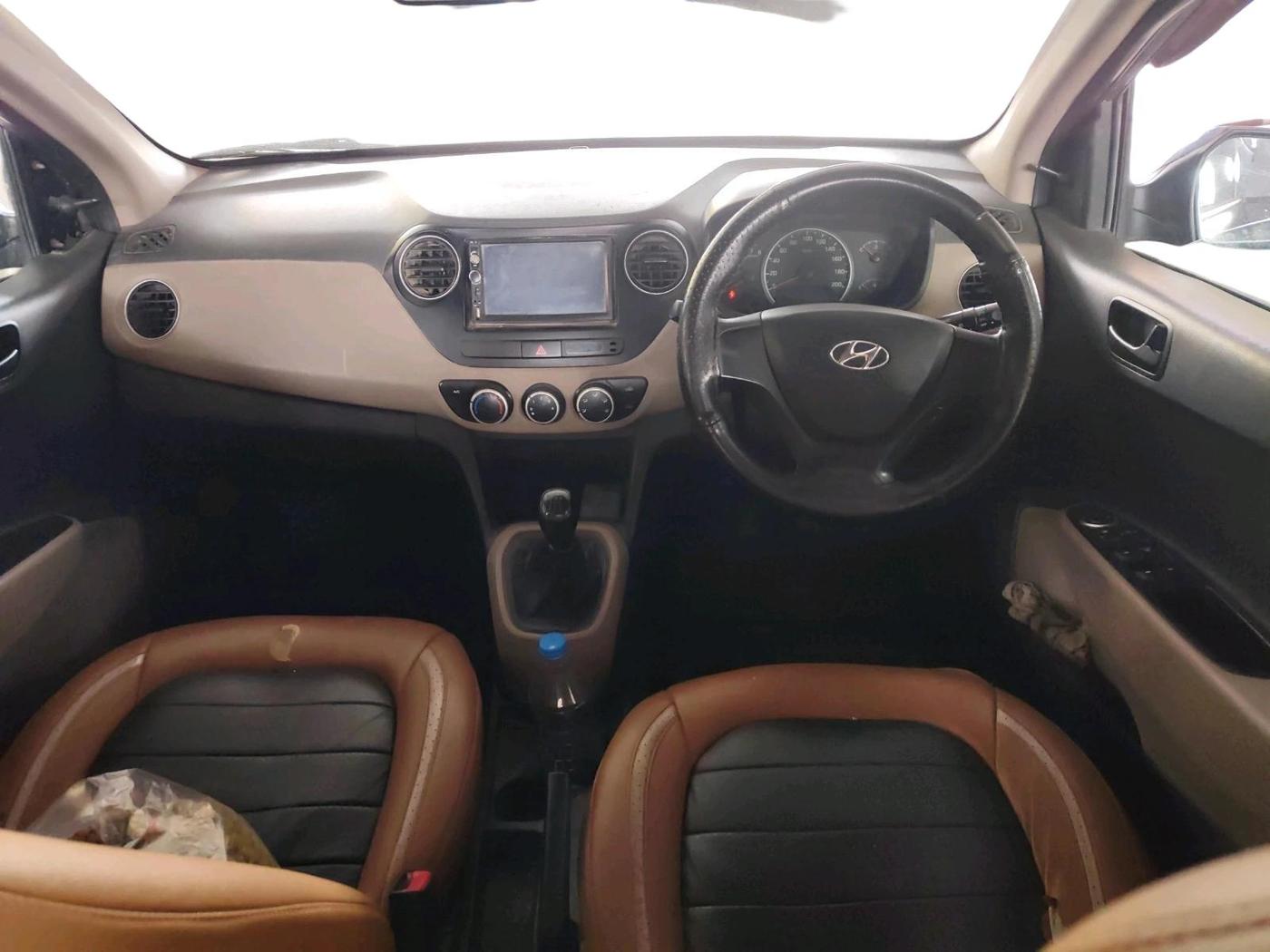 2016 Hyundai Grand i10 MAGNA 1.2 KAPPA VTVT, CNG, Manual, 96,118 km, interior