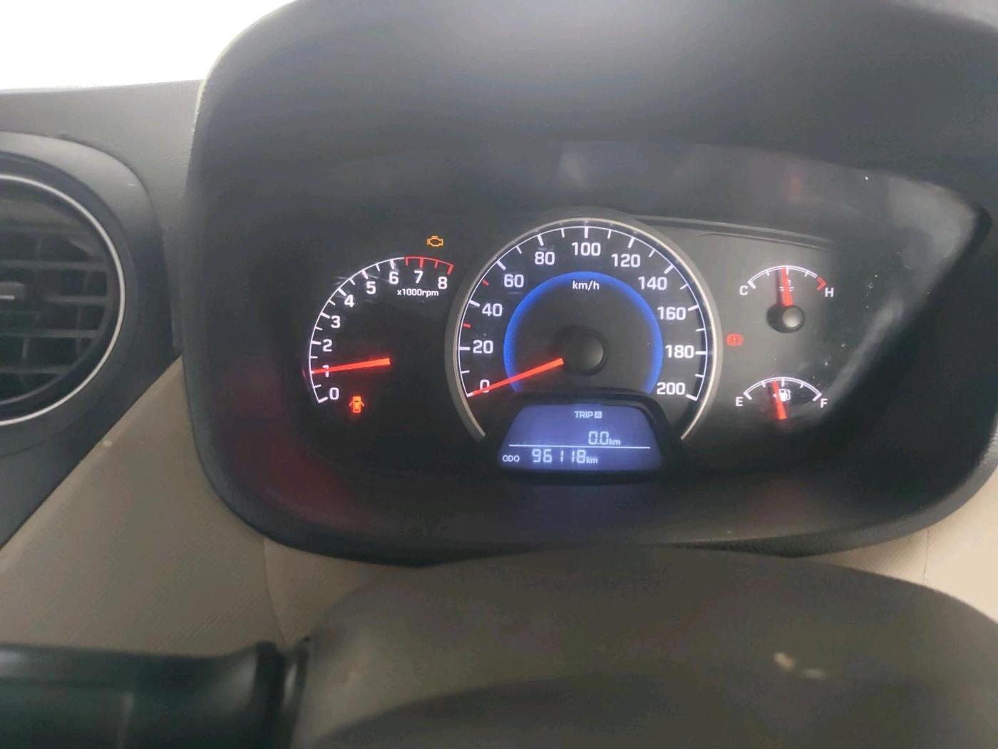 2016 Hyundai Grand i10 MAGNA 1.2 KAPPA VTVT, CNG, Manual, 96,118 km, interior