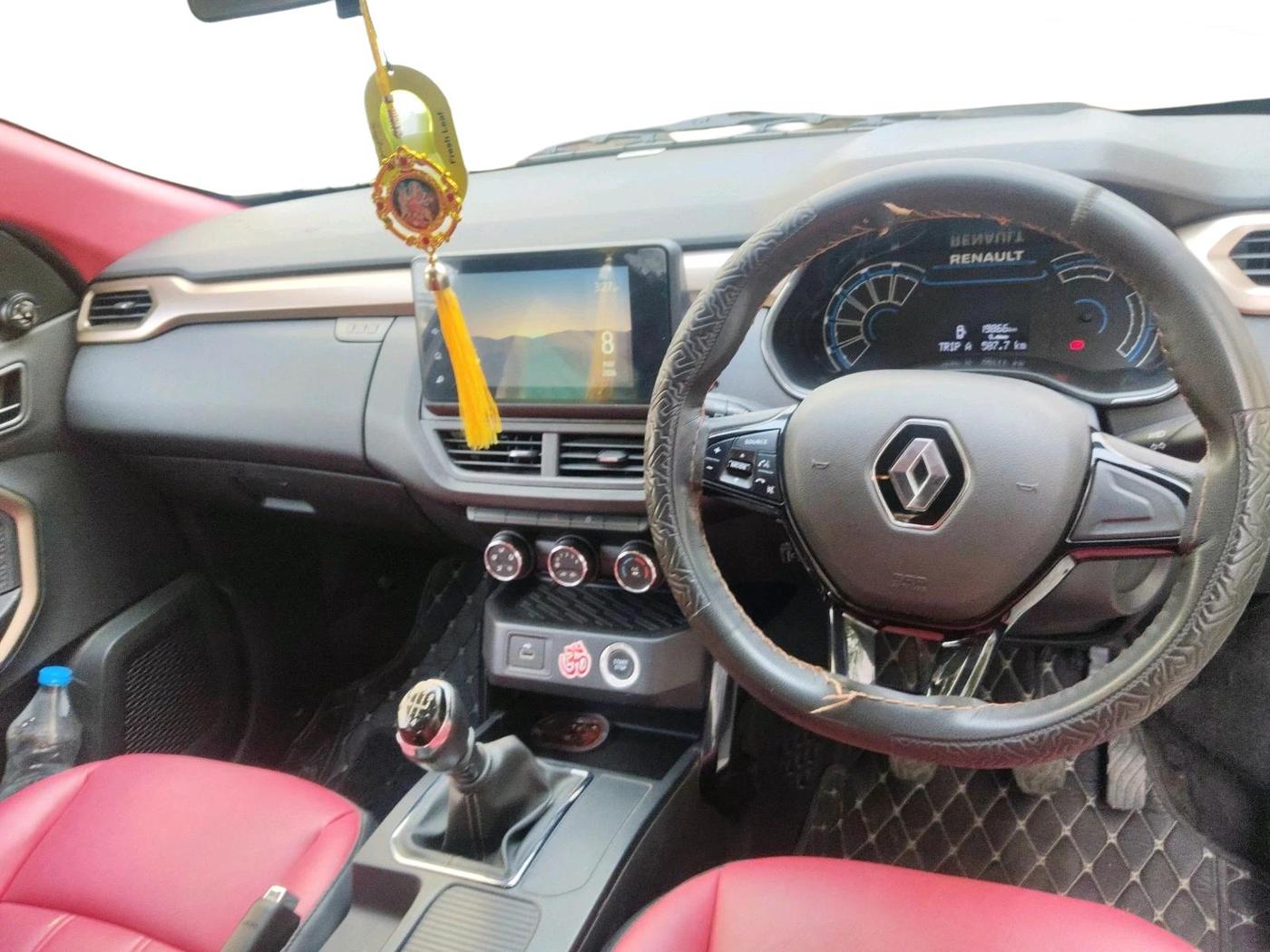 2021 Renault Kiger RXT MT, CNG, Manual, 20,200 km, interior