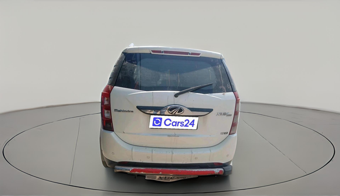2017 Mahindra XUV500 W6 1.99, Diesel, Manual, 1,54,014 km, exterior