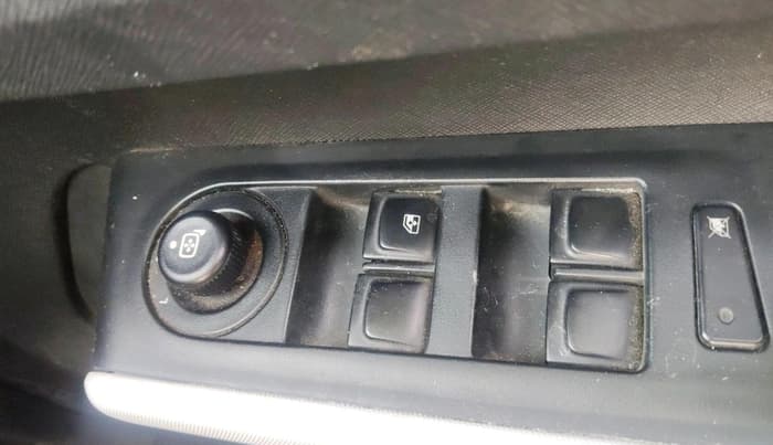 2022 Tata PUNCH ACCOMPLISHED AMT, Petrol, Automatic, 39,197 km, interior