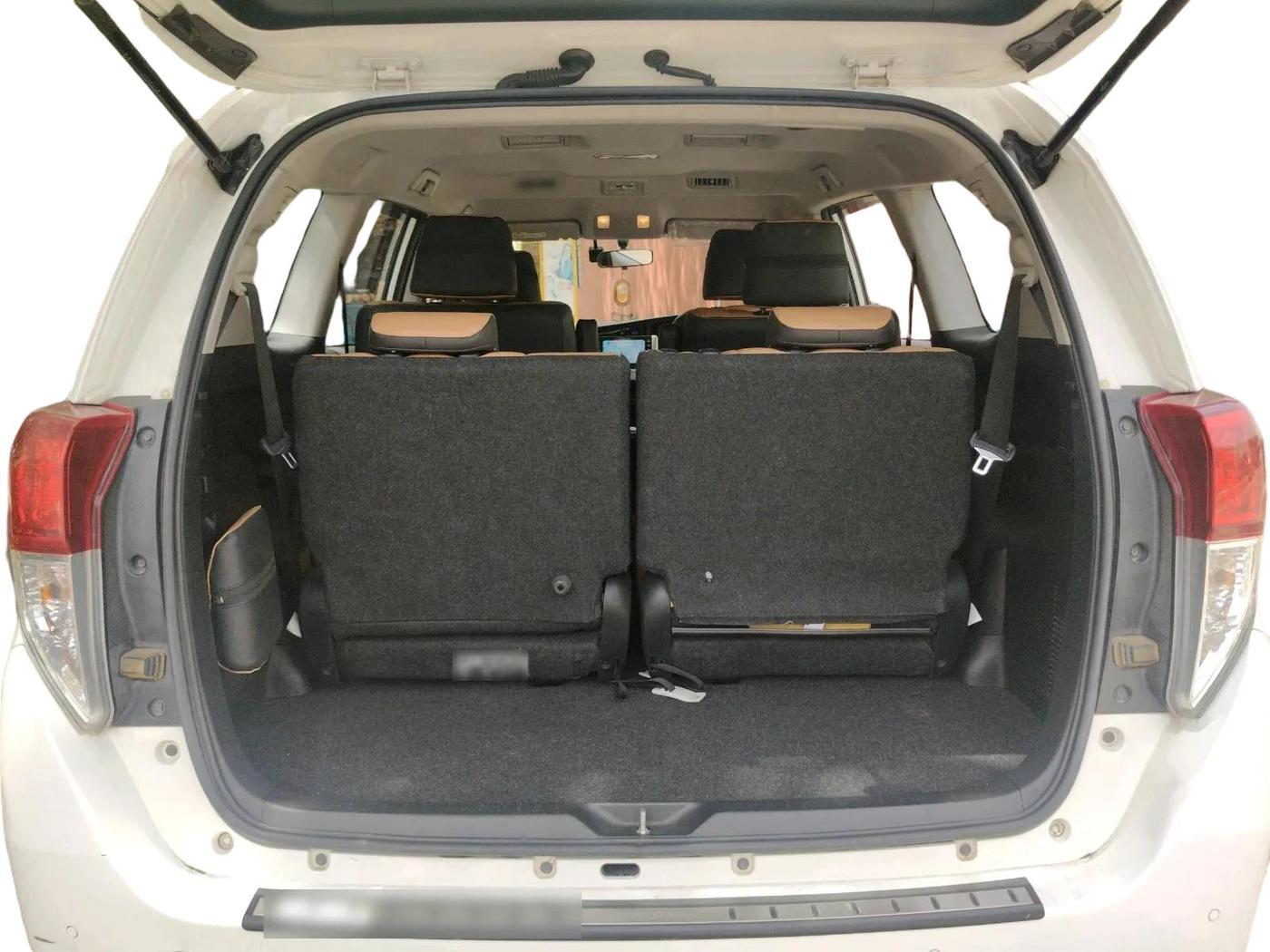 2024 Toyota Innova Crysta GX Plus 7 STR , Diesel, Manual, 88,433 km, exterior