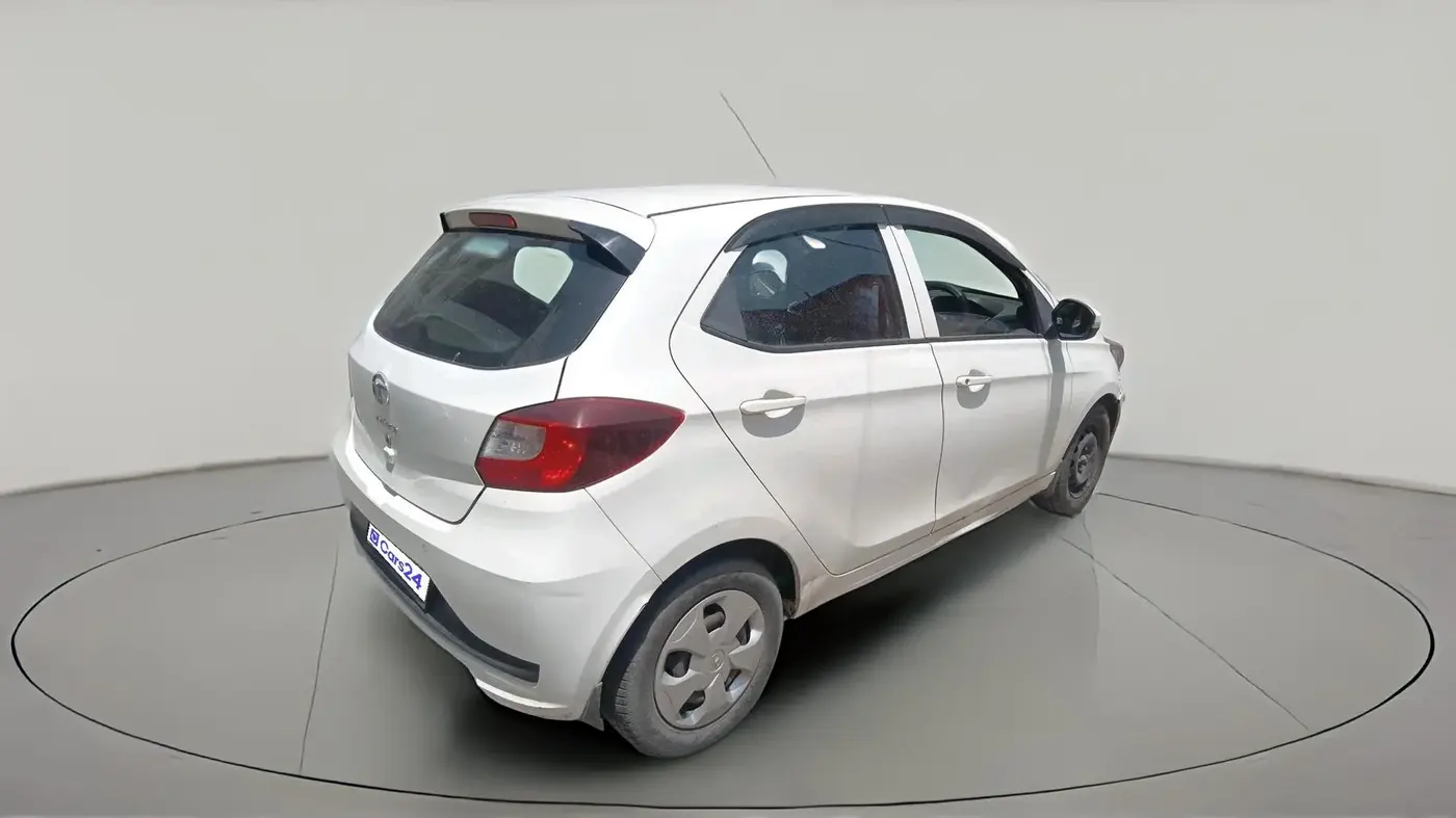 2021 Tata Tiago XT PETROL, Petrol, Manual, 72,133 km, exterior