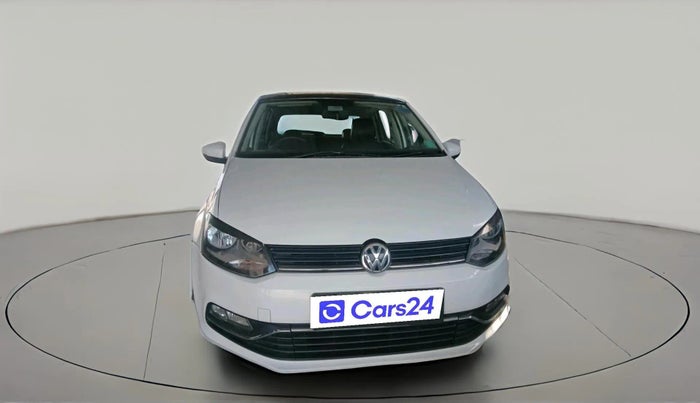 2016 Volkswagen Polo COMFORTLINE 1.2L, Petrol, Manual, 1,23,877 km, exterior