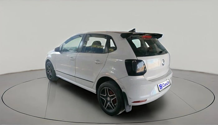 2016 Volkswagen Polo COMFORTLINE 1.2L, Petrol, Manual, 1,23,877 km, exterior