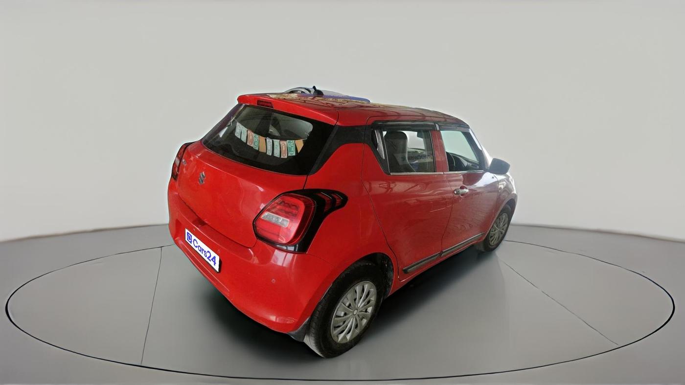 2020 Maruti Swift LXI, Petrol, Manual, 87,121 km, exterior