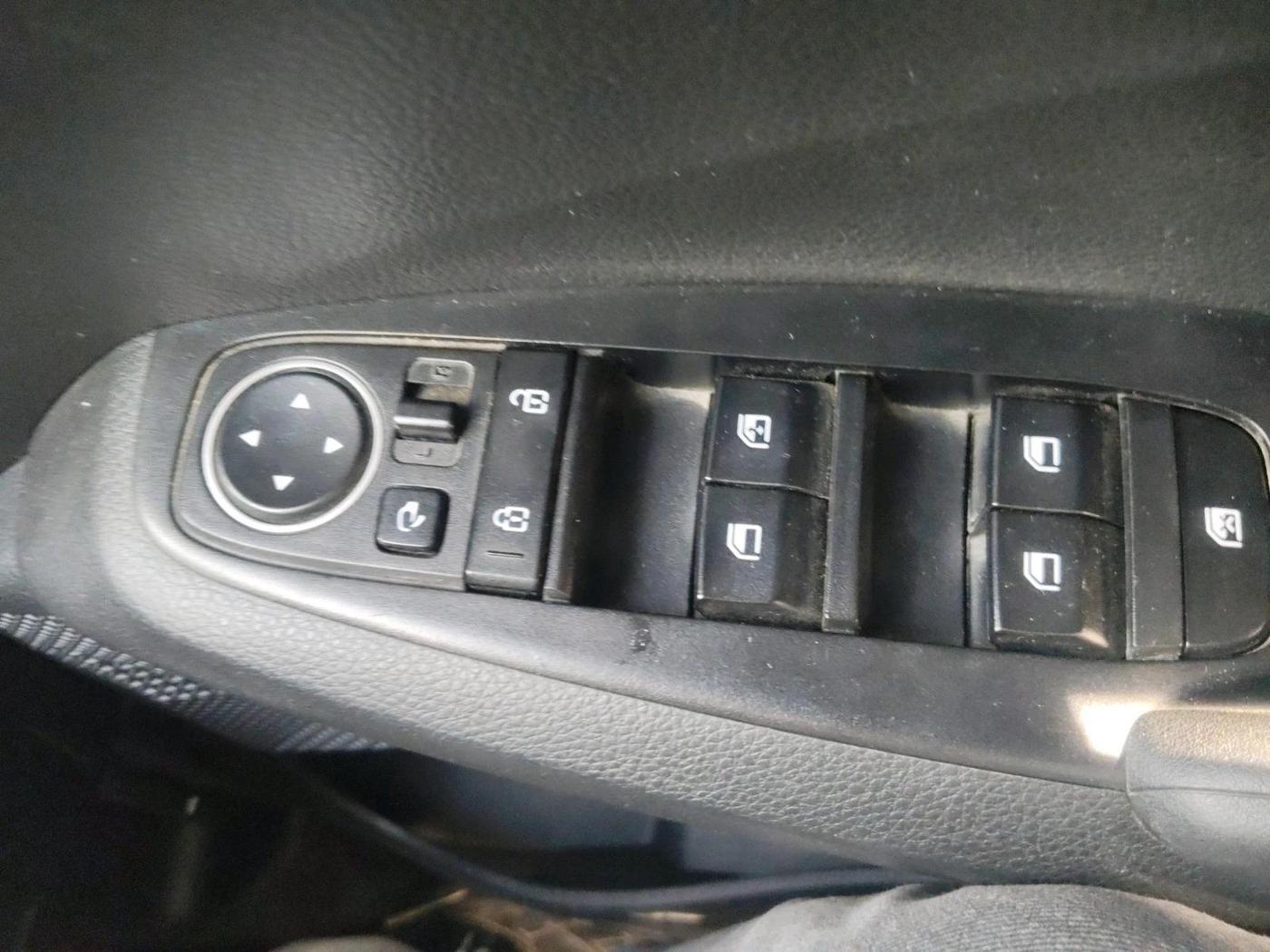 2021 KIA SELTOS HTK PLUS AT 1.5 DIESEL, Diesel, Automatic, 1,56,446 km, interior