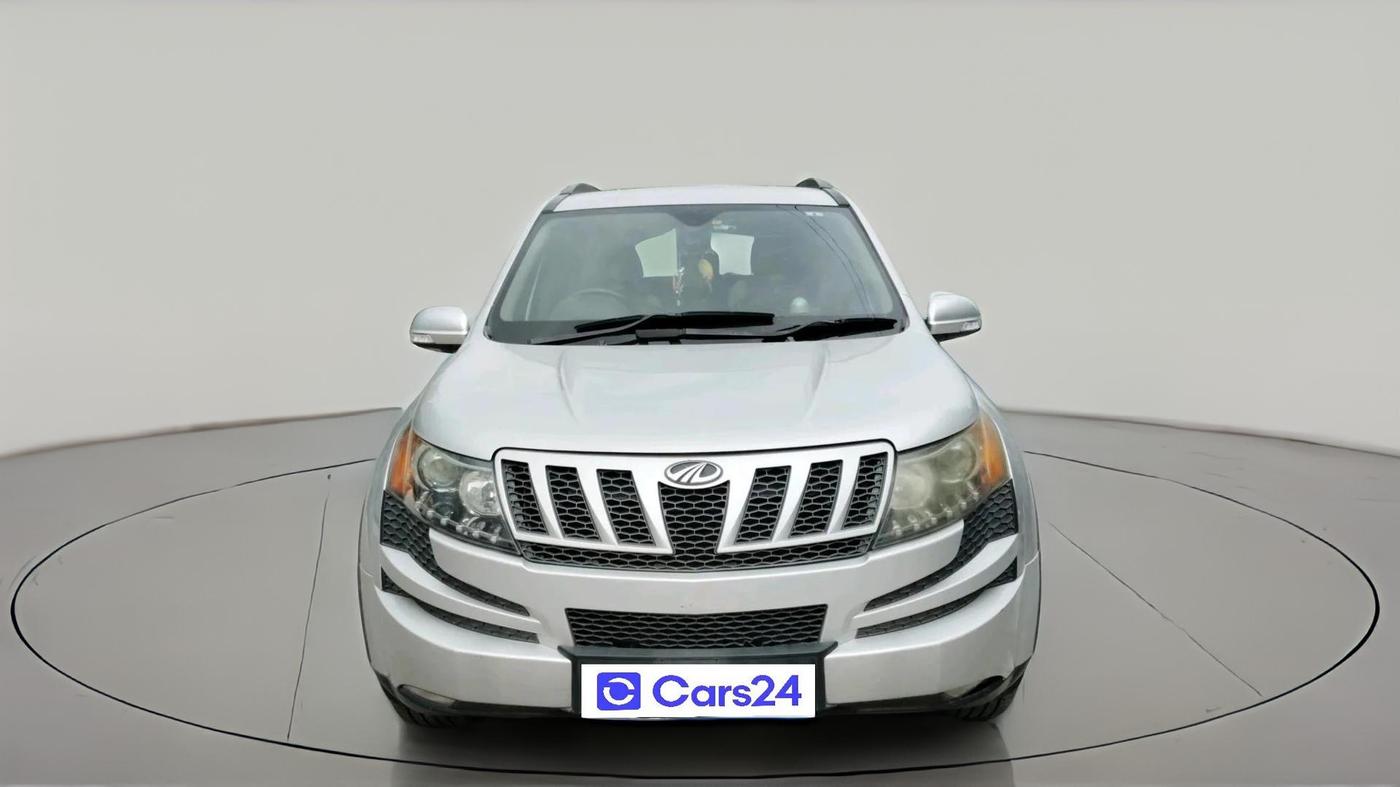 2015 Mahindra XUV500 W8, Diesel, Manual, 84,711 km, exterior