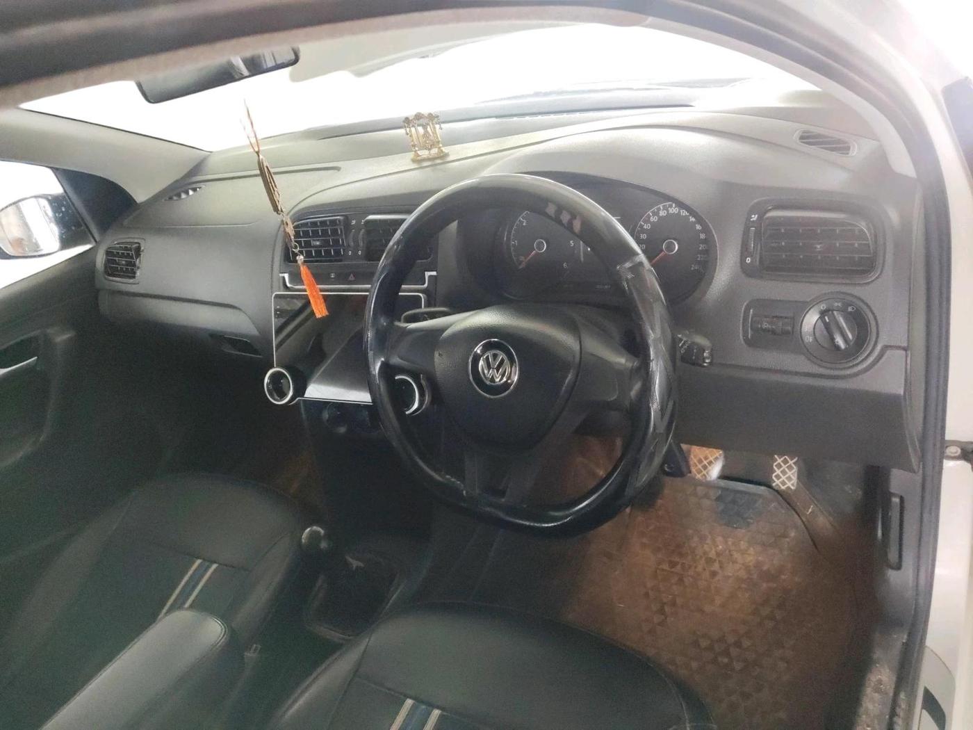 2019 Volkswagen Polo COMFORTLINE 1.5L, Diesel, Manual, 1,55,296 km, interior