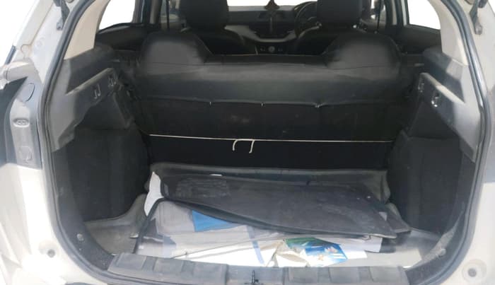 2018 Tata NEXON XM DIESEL, Diesel, Manual, 1,19,191 km, exterior