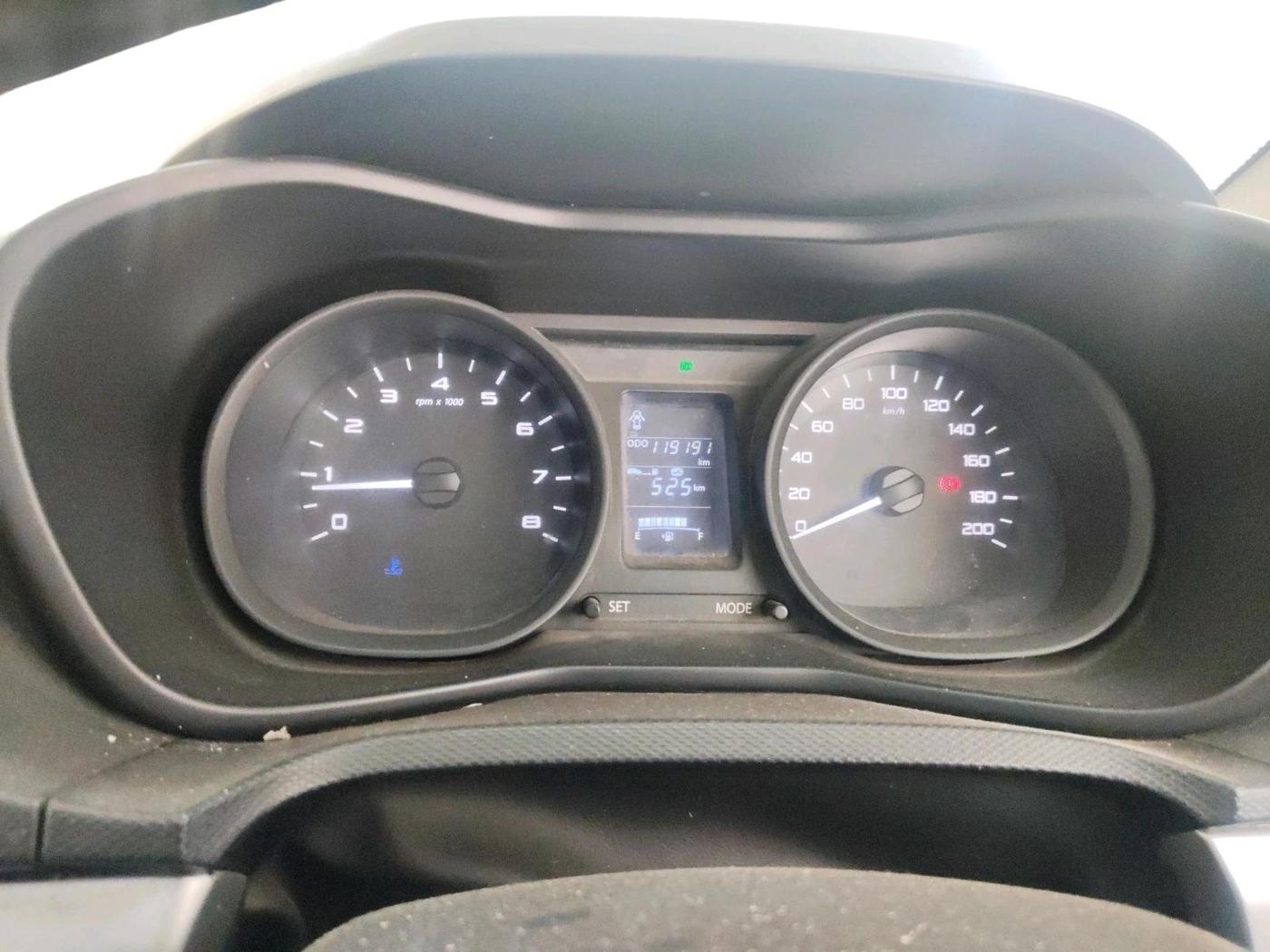 2018 Tata NEXON XM DIESEL, Diesel, Manual, 1,19,191 km, interior