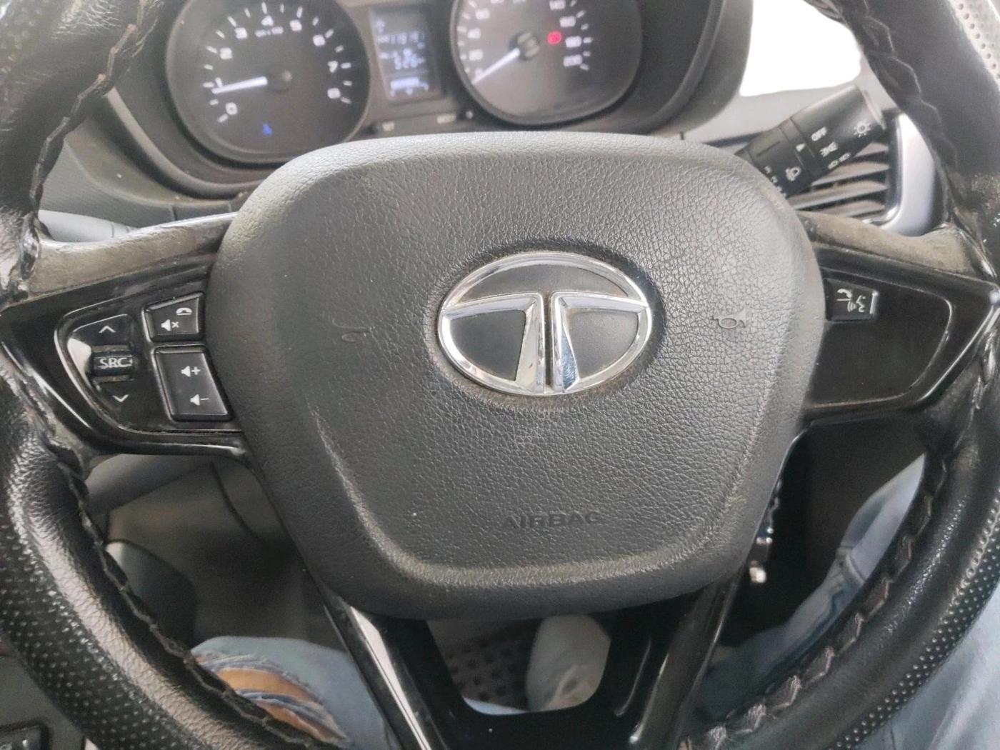 2018 Tata NEXON XM DIESEL, Diesel, Manual, 1,19,191 km, interior