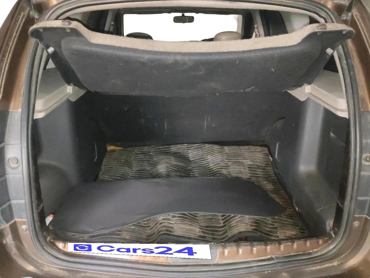 2013 Renault Duster 110 PS RXZ DIESEL, Diesel, Manual, 2,79,089 km, exterior