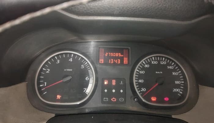 2013 Renault Duster 110 PS RXZ DIESEL, Diesel, Manual, 2,79,089 km, interior